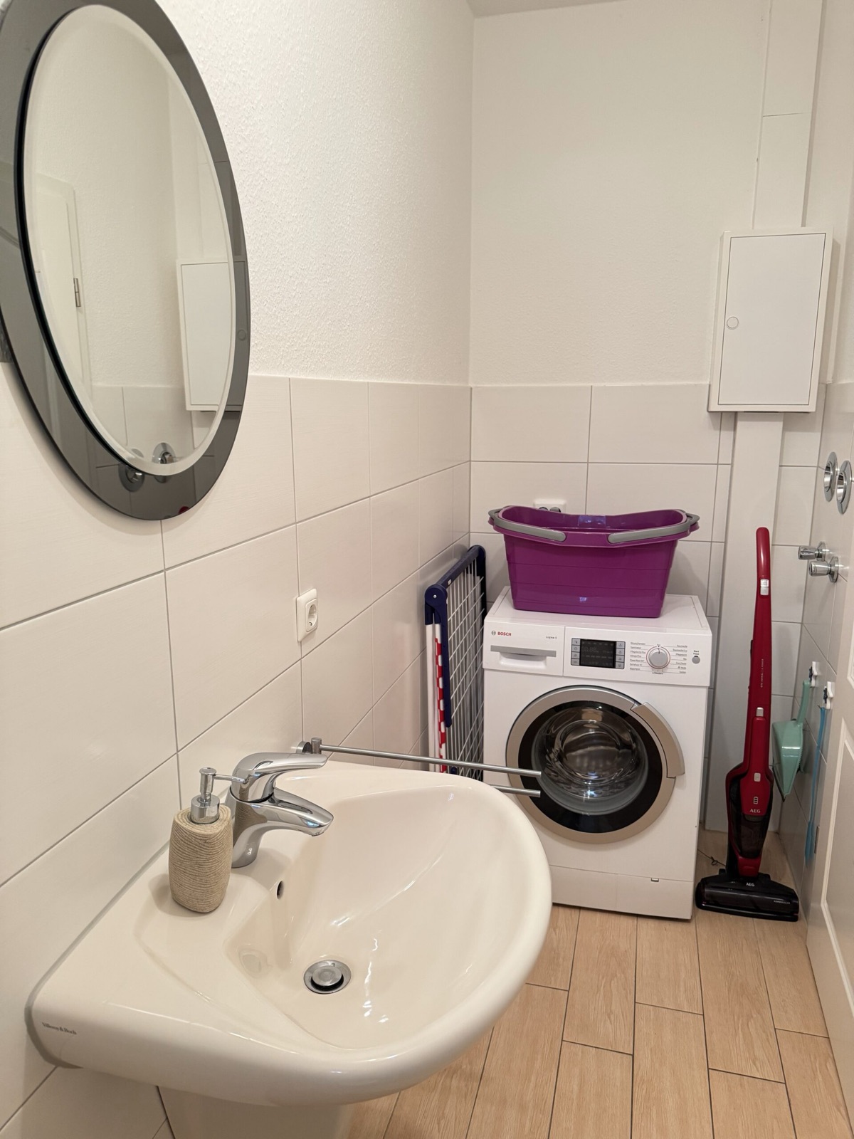 WC mit Waschmaschine